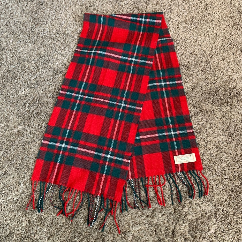 James Pringle Weavers Red Plaid 100% Lambswool Scarf Made in Scotland Fringe End
